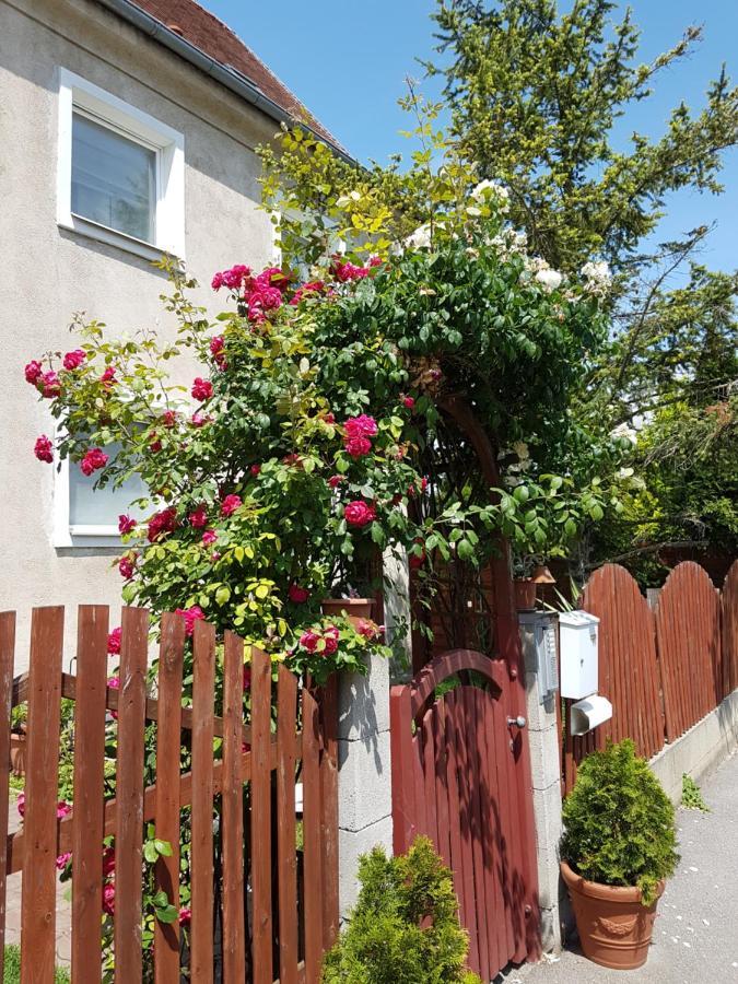 Ferienwohnung Korneuburg Bei Wien -1 Екстер'єр фото